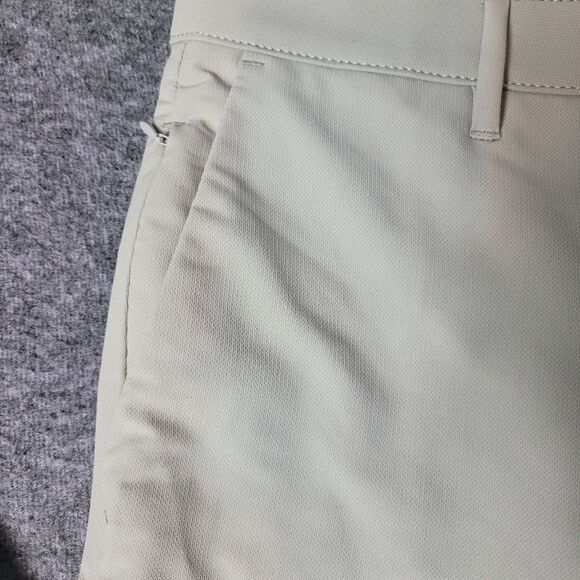 Banana Republic Cream Chinos with Flat Front Design - Picture 7 of 15